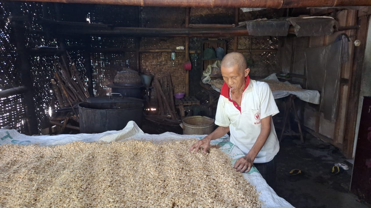 Gambar Istiqamah Menabung, Saniman Buktikan Usaha Kecil Bisa Berkembang Bersama BMT NU